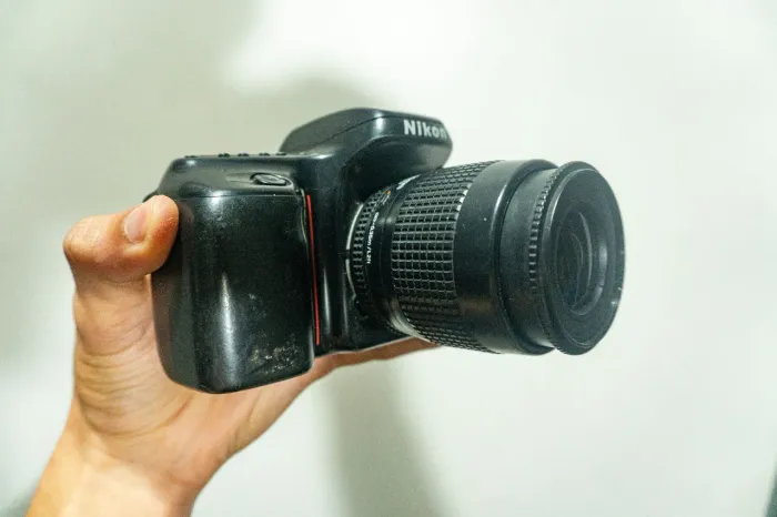 Câmera Nikon N50 máquina fotográfica