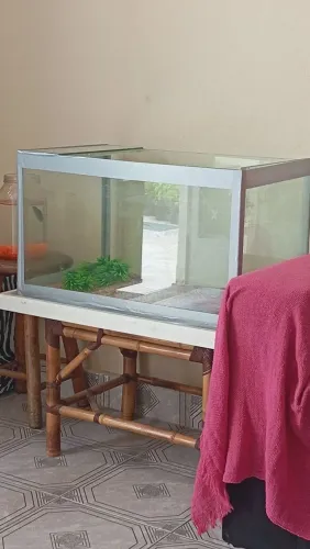 Vendo aquário de 100 LTS