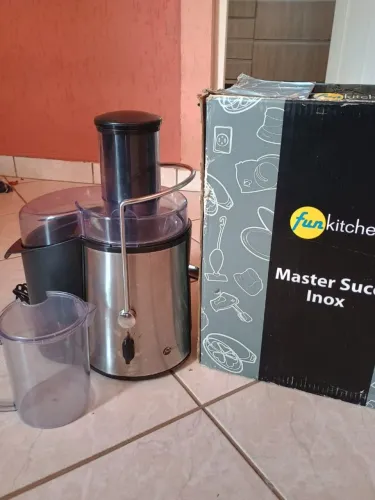 Máquina de fazer suco 