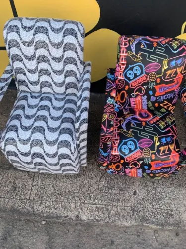 vendo esses. sofá infantil    150 um