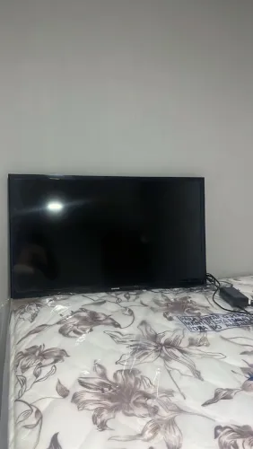 2 TVs SAMSUNG 32'