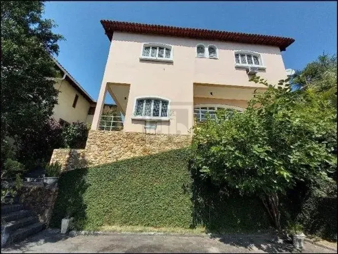 JBJ600508 - Jacarepaguá - Anil - Casa com 556 m² - Condomínio Eldorado - 3 Salas - Ampla C