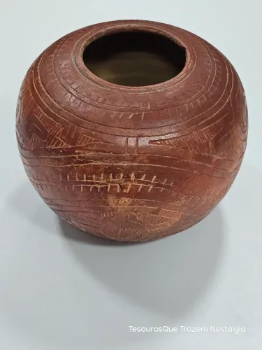 Vaso em Cerâmica - Arte Marajoara Mestre Cardoso Assinada