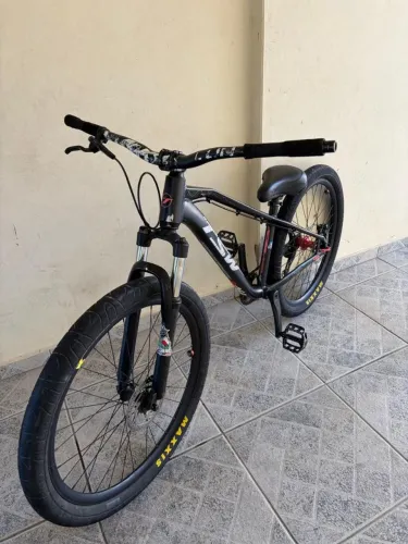 Vendo bicicleta 2.500 vendo e troco