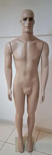Manequim de Vitrine (02 unidades) - Masculino e Feminino