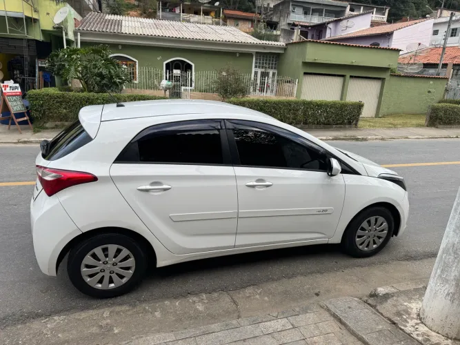 Hyundai HB20 C.style/c.plus 1.6 Flex 16V Aut. 2014