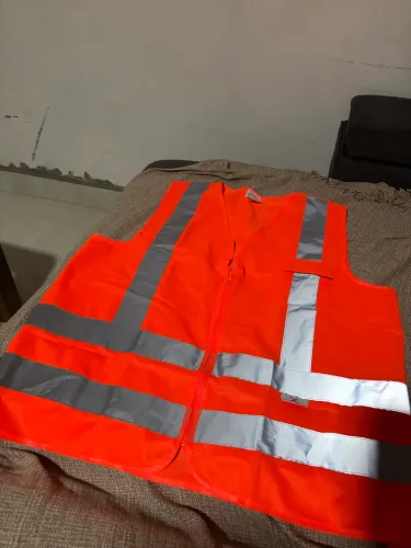 Colete EPI 3 unidades cada uma 30$ 