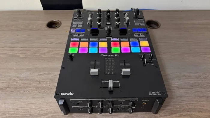 DJM s7 PIONEER seminovo