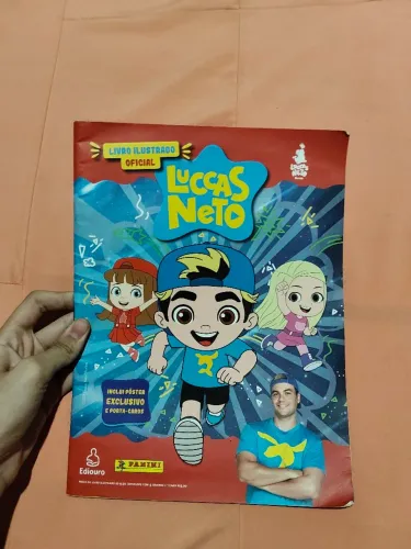 Álbum de figurinhas Lucas Neto Panini