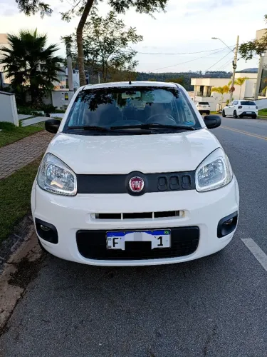 Fiat Uno Attractive 1.0 EVO Fire Flex 8V 5P 2016