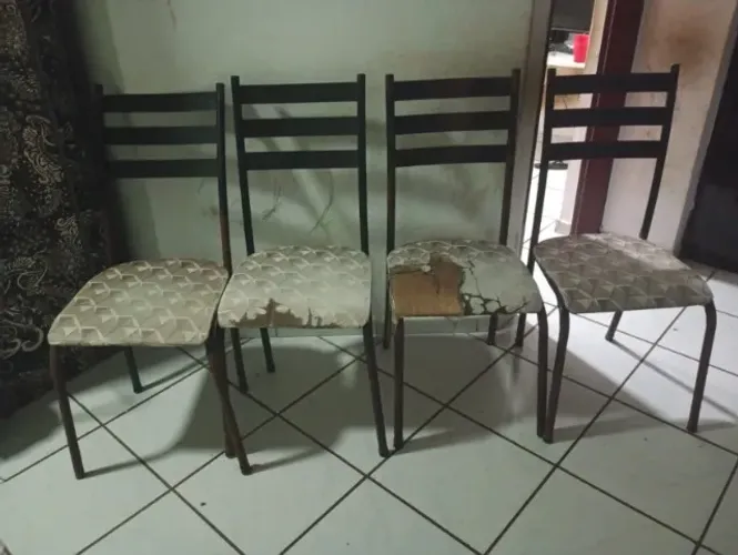 4 cadeiras de cozinha de ferro