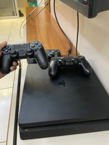 Ps4 slim