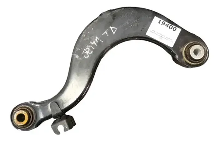 Braço Suspensão Traseira Direita Volkswagen Jetta 2.0 2016