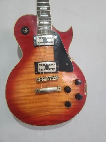Guitarra golden les paul