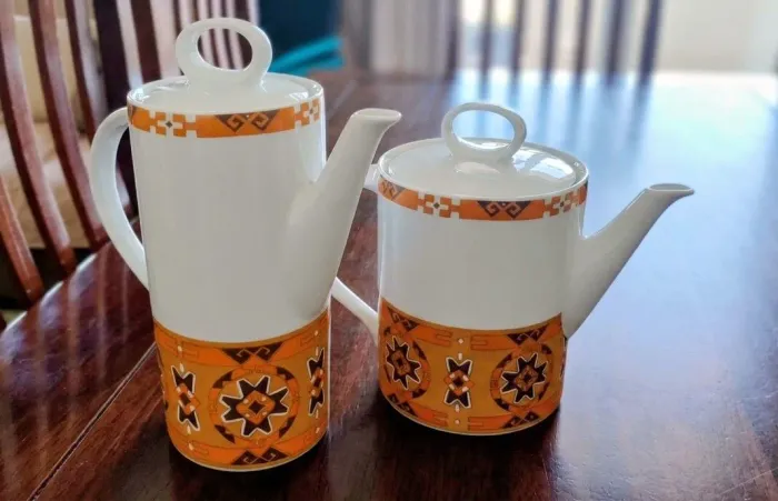 Bules em porcelana Schimidt