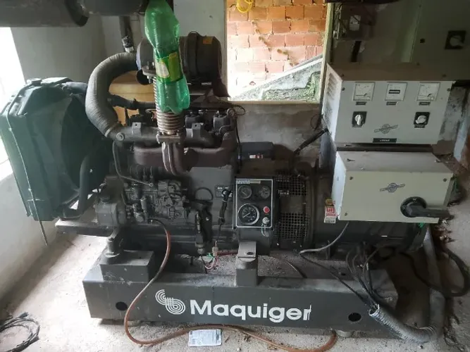 Gerador Maquigeral 55/50 kVA (55kVA/50kVA) 2003