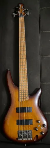 Baixo 5 cordas Ibanez SR 735M