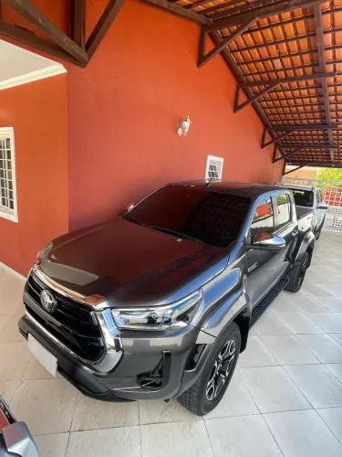 Toyota Hilux CD SRX Plus 4X4 2.8 TDI Die. Aut. 2025