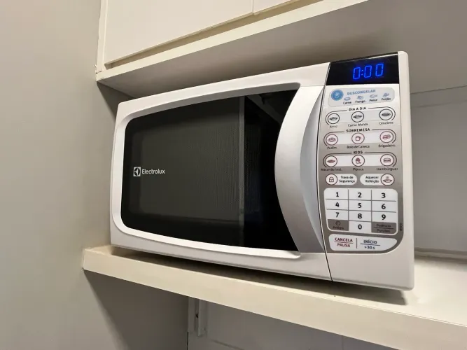 Micro-ondas Electrolux Branco - Funcionando Perfeitamente