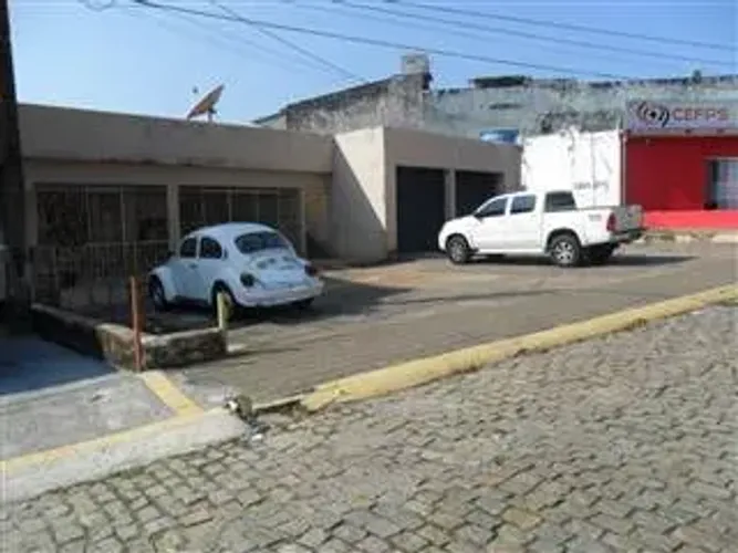 Casa com 3 dormitórios à venda, 390 m² por R$ 400.000,00 - Cidade Alta - Natal/RN