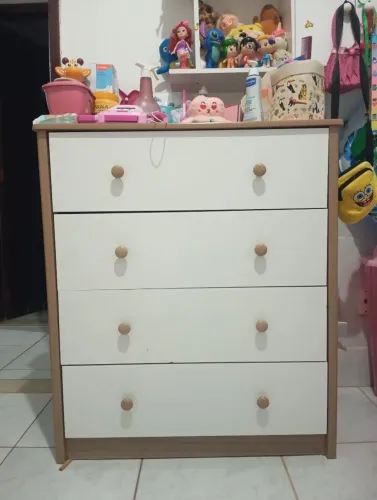 Cômoda de bebê 