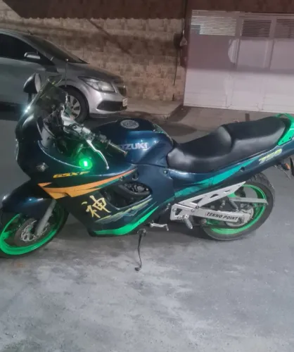 Raridade suzuki gsx750f