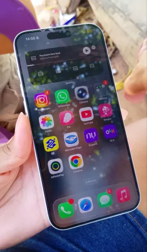 iphone 17 pro max silver