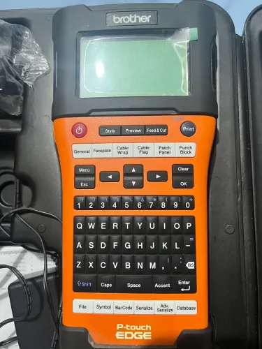 Rotulador Eletrônico Portátil Profissional Ptouch, PTE510VP, Brother