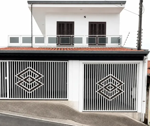 Casa para venda possui 234 metros quadrados com 3 quartos