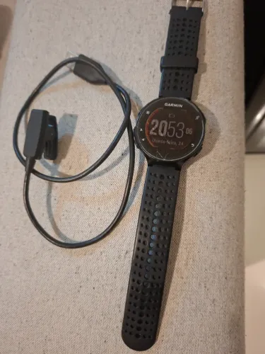 Relógio Garmim 235 ( com avaria)