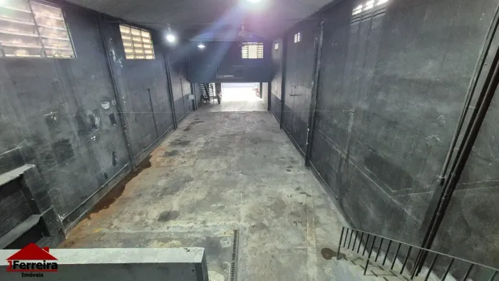 Galpão para locação Barra Funda, Bom retiro, 211m² mezanino 2 vagas próximo metrô