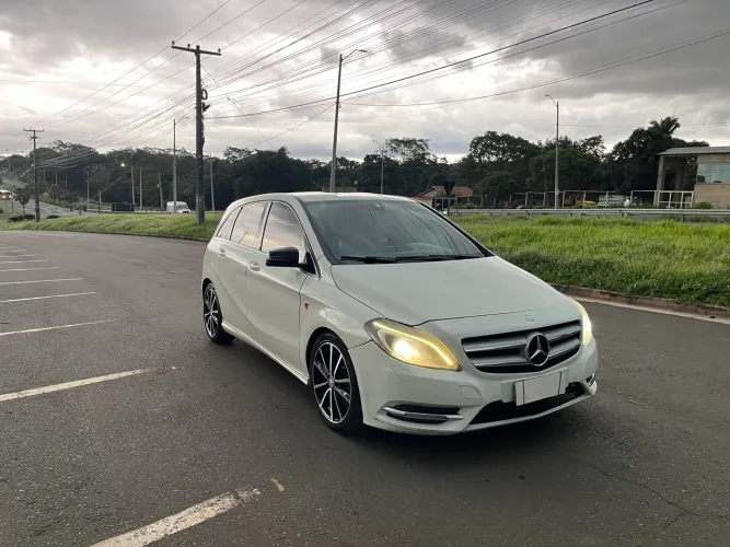 Mercedes-Benz Classe B 200 CGI 1.6 TB/flex Aut. 2013