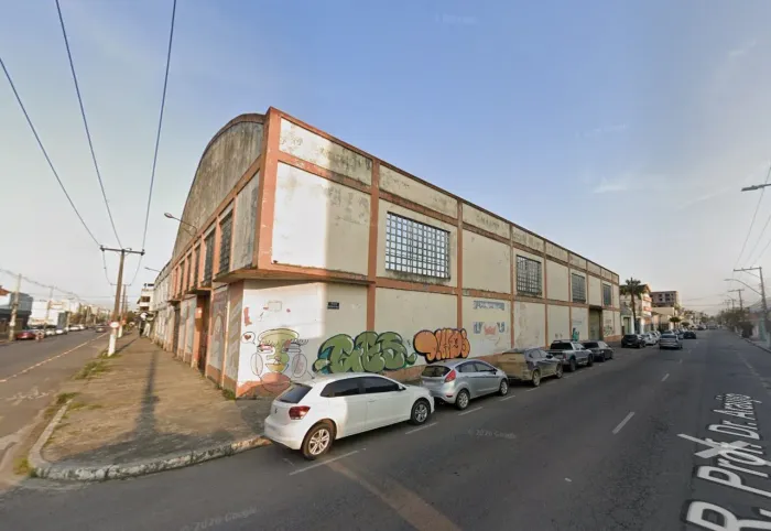 Galpão, A.T.: 2.679m², Centro, Pelotas/RS