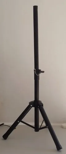Tripé Pedestal reforçado (novo) até 1,60mt com a caixa. suporta até 25kg
