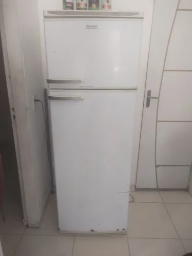 Geladeira DAKO