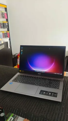 Notebook Acer top de linha, Intel core i7 12° geração, 12GB RAM DDR4, NVME 256, WIN 11 - S
