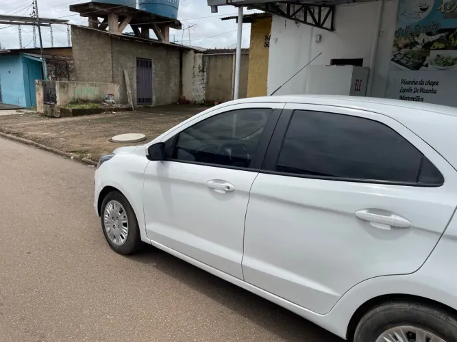 Oportunidade. Venda de Ford Ka modelo 2021
