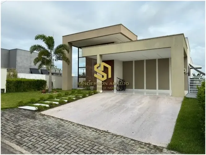 BELÍSSIMA CASA EM CONDOMÍNIO FECHADO!