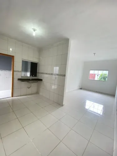 GRANDE OPORTUNIDADE EM TRINDADE | CASA COM 180 M², 2 QUARTOS E QUINTAL AMPLO POR R$ 220 MI