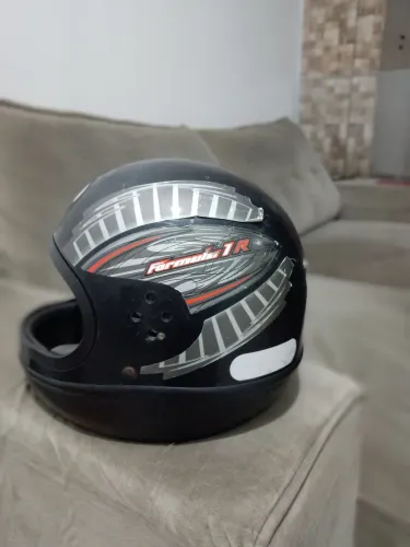 Capacete San Marino para moto só 35 reais