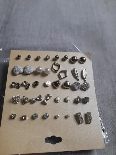 Conjunto de brincos com 20 pares estilosos 