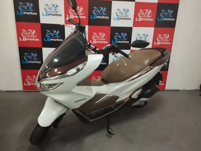 PCX DLX