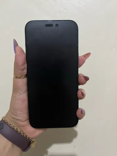 iPhone semi novo