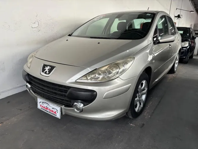 Peugeot 307 Sed. Presence 1.6 Flex 16V 4P 2010
