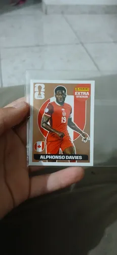 Vendo legend bronze do aphonso davies bronze
