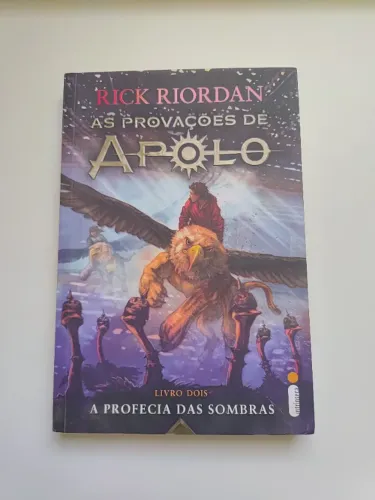 Livro A Profecia das Sombras: Livro Dois (Série As Provações de Apolo)