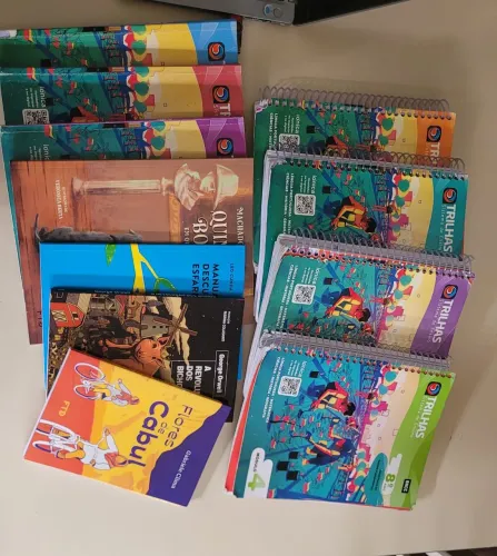 Livro trilhas FTD 8 ano