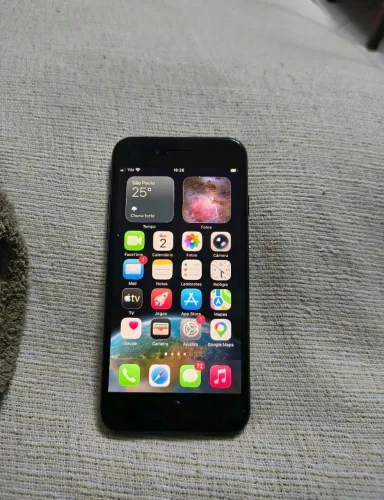 iPhone SE 2 