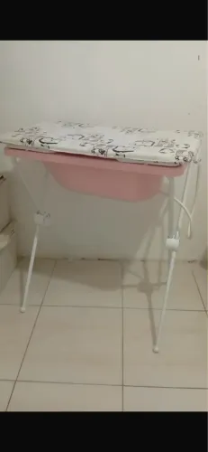 Vendo banheira infantil feminina