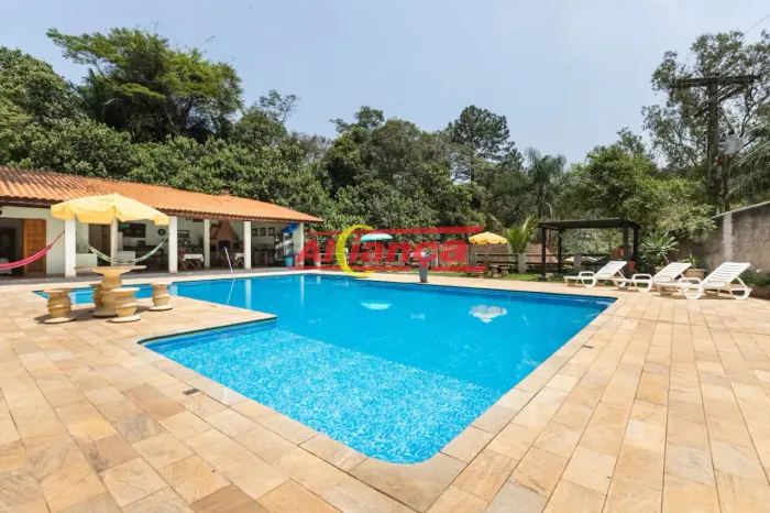 Linda Chacara em Mairiporã - Próximo a Guarulhos - 2 Excelentes Casas
